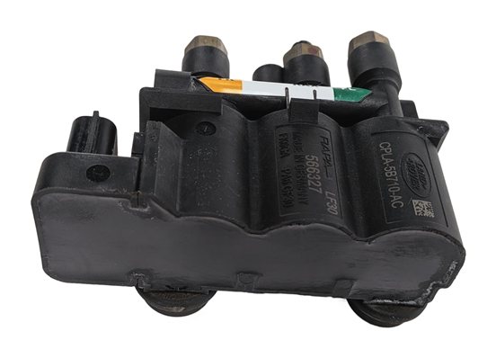 Thumbnail 4: 2016 RANGE ROVER SPORT (L494) FRONT AIR SUSPENSION VALVE BLOCK SOLENOID MANIFOLD