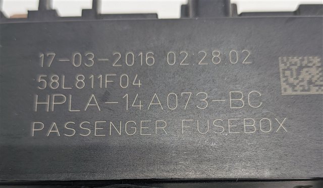 Thumbnail 13: 2016 RANGE ROVER SPORT (L494) 3.0L RIGHT PASSENGER FUSE BOX RELAY CARRIER