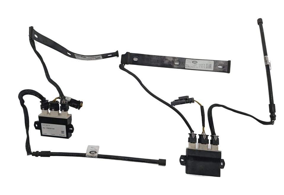Thumbnail 3: 2016 RANGE ROVER SPORT (L494) REAR LIFTGATE HANDS FREE KICK SENSOR MODULE SET/2
