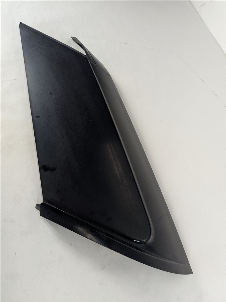 Thumbnail 4: 2016 RANGE ROVER SPORT (L494) REAR LEFT D-PILLAR EXTERIOR MOLDING TRIM (Black)