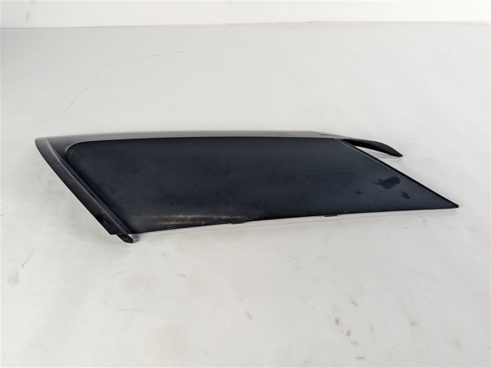 Thumbnail 2: 2016 RANGE ROVER SPORT (L494) REAR RIGHT D-PILLAR EXTERIOR MOLDING TRIM (Black)