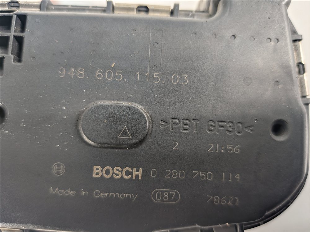 Thumbnail 8: 2008-2010 PORSCHE CAYENNE (957) 4.8L TWIN TURBO ENGINE THROTTLE BODY