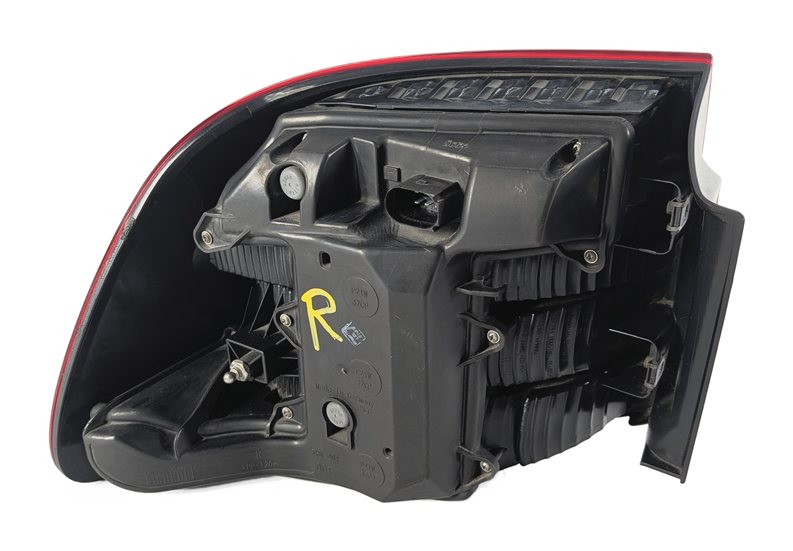 Thumbnail 7: 2008-2010 PORSCHE CAYENNE (957) RIGHT PASSENGER REAR TAILLIGHT BRAKE LIGHT LAMP