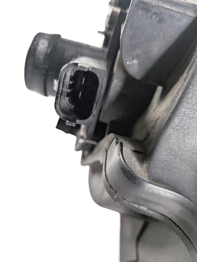 Thumbnail 8: 2008 PORSCHE CAYENNE (957) 4.8L TWIN TURBO ENGINE INTAKE MANIFOLD