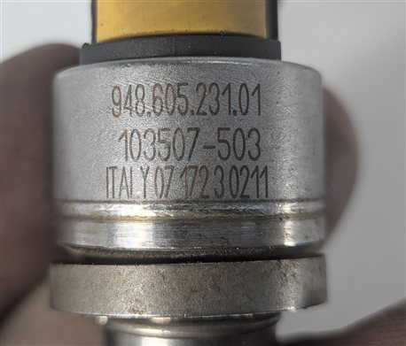 Thumbnail 9: 2008 PORSCHE CAYENNE (957) 4.8L TWIN TURBO ENGINE FUEL INJECTOR SET-8
