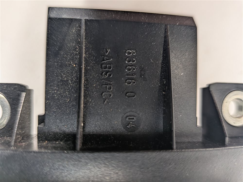 Thumbnail 9: 2008 PORSCHE CAYENNE (957) FRONT LEFT DRIVER POWER SEAT ADJUST SWITCH w/ MEMORY