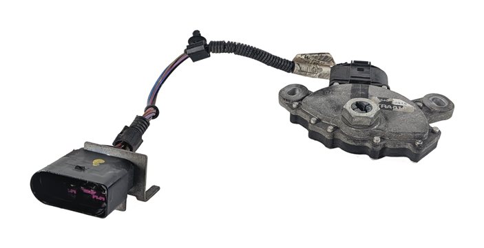 Thumbnail 2: 2008 PORSCHE CAYENNE 957 AUTOMATIC TRANSMISSION NEUTRAL SAFETY SWITCH w/ HARNESS