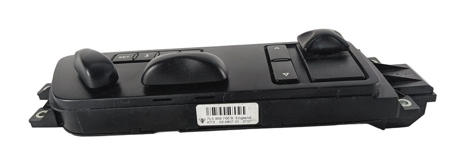 Thumbnail 2: 2008 PORSCHE CAYENNE 957 FRONT RIGHT PASSENGER POWER SEAT ADJUST SWITCH w/MEMORY