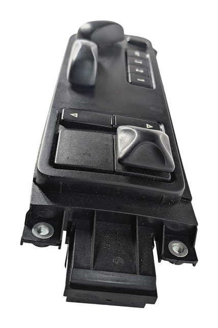 Thumbnail 4: 2008 PORSCHE CAYENNE 957 FRONT RIGHT PASSENGER POWER SEAT ADJUST SWITCH w/MEMORY