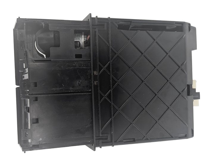 Thumbnail 7: 2008 PORSCHE CAYENNE (957) FRONT CENTER CONSOLE ASHTRAY STORAGE 12V SOCKET