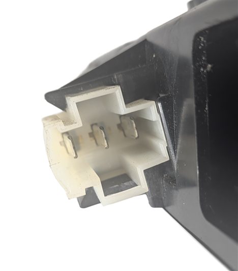 Thumbnail 8: 2008 PORSCHE CAYENNE (957) FRONT CENTER CONSOLE ASHTRAY STORAGE 12V SOCKET