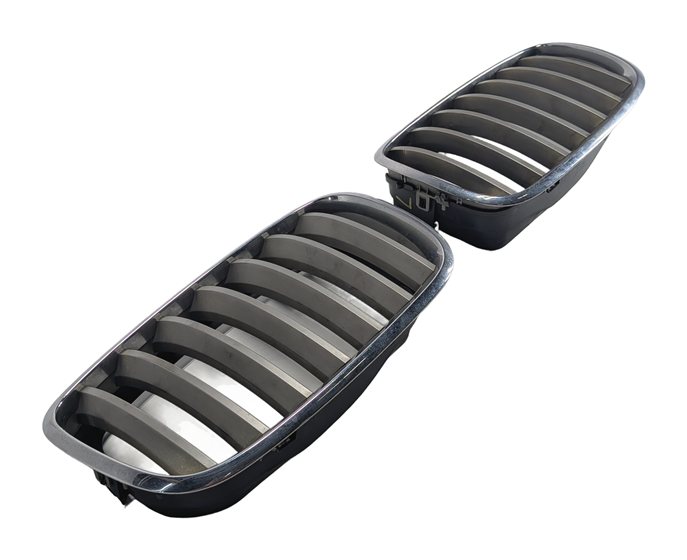 07-14 BMW X5 X6 (E70 E71) FRONT LEFT & RIGHT HOOD GRILLE SET/2 (TITANIUM)