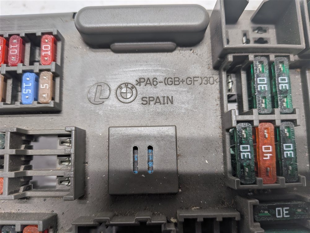 Thumbnail 11: 07-14 BMW X5 X6 E70 E71 REAR TRUNK POWER DISTRIBUTION FUSE BOX MODULE 6931687