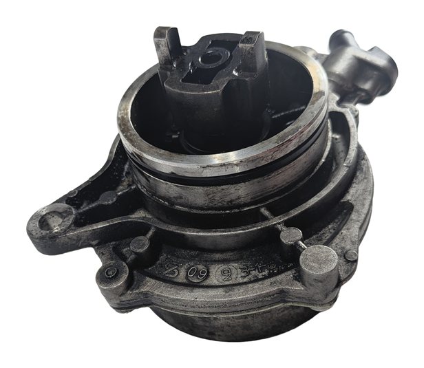 Thumbnail 5: 2009-2013 BMW X5 335D (E70 E90) 3.0L M57Y TURBO DIESEL ENGINE BRAKE VACUUM PUMP
