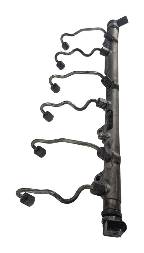Thumbnail 3: 09-13 BMW X5 (E70) 3.0L M57 DIESEL FUEL RAIL w/INJECTOR LINES PRESSURE SENSOR