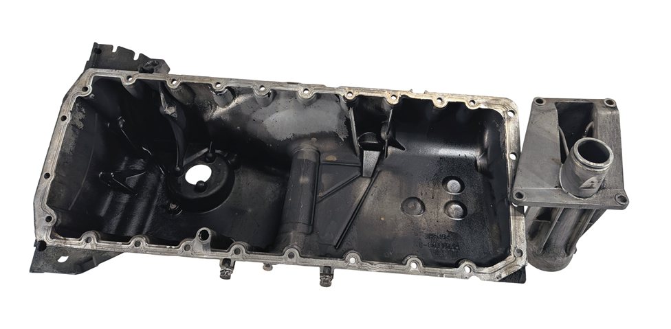 Thumbnail 8: 2009-2013 BMW X5 (E70) 3.0L M57 TWIN TURBO DIESEL ENGINE OIL PAN w/ OUTPUT SHAFT