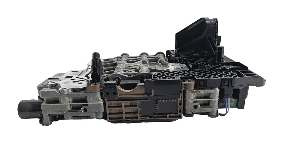 Thumbnail 7: 2009-2010 BMW X5 (E70) 3.0L M57Y DIESEL 6HP-26 AUTOMATIC TRANSMISSION VALVE BODY