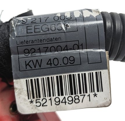 Thumbnail 9: 2010 BMW X5 (E70) 3.0L POSITIVE BATTERY CABLE w/ SAFETY TERMINAL CLAMP
