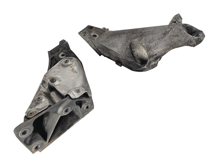 2010 BMW X5 (E70) 3.0L DIESEL (M57Y) ENGINE MOTOR MOUNT SUPPORT BRACKET SET/2