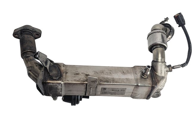 Thumbnail 2: 2010 BMW X5 (E70) 3.0L DIESEL (M57Y) ENGINE EGR EXHAUST GAS COOLER w/ VALVE