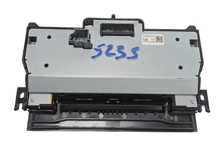 Thumbnail 4: 16-17 EVOQUE L538 A/C CLIMATE CONTROL PANEL HEATED SEATS W/O HEATED WINDSHIELD
