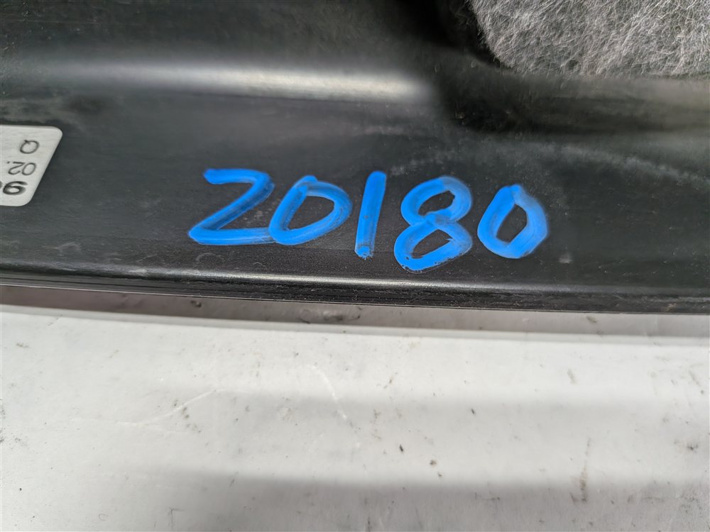 Thumbnail 6: 13-17 LR2 DISCOVERY SPORT RANGE ROVER EVOQUE (L538 L550) 2.0L ENGINE COVER TRIM