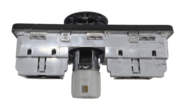 Thumbnail 4: 2016 RANGE ROVER EVOQUE (L538) AUX INPUT USB POWER SOCKET OUTLET PANEL 12V