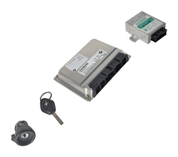 03-05 BMW Z4 (E85) 2.5L M54 ENGINE ECM DME IMMOBILIZER CONTROL MODULE KEY SET