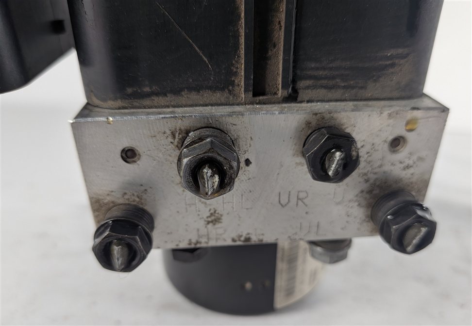 Thumbnail 8: 2002-2006 BMW 320i 325i 330i Z4 (E46 E85) ABS ANTI LOCK BRAKE PUMP w/ MODULE