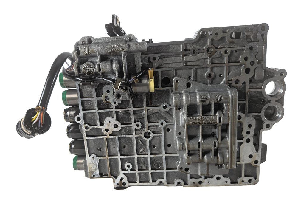 Thumbnail 8: 01-06 BMW 325i 525i Z4 (E46 E39 E85) AUTO AUTOMATIC TRANSMISSION VALVE BODY