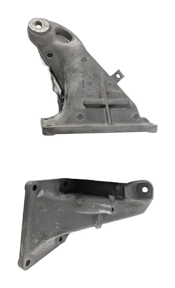 Thumbnail 2: 2005 BMW Z4 (E85) 2.5L (M54) ENGINE LEFT/RIGHT MOTOR MOUNT SUPPORT BRACKET SET/2
