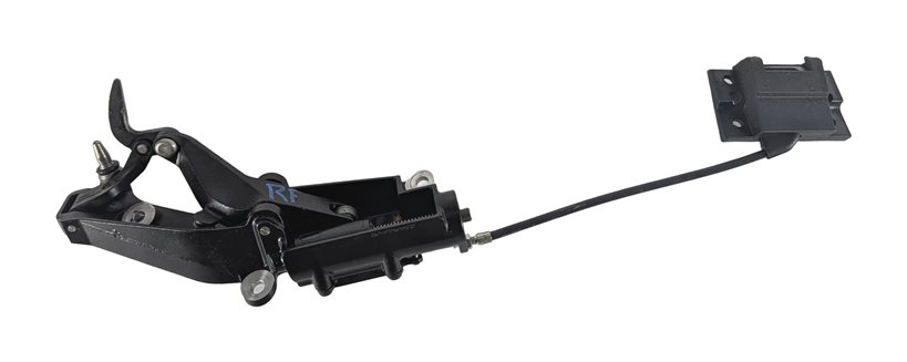 Thumbnail 3: 2005 BMW Z4 E85 FRONT RIGHT PASSENGER CONVERTIBLE TOP HEADER LOCK LATCH CABLE