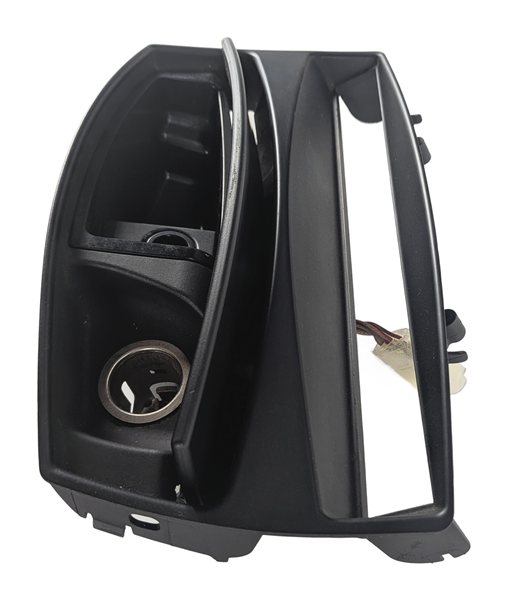 Thumbnail 4: 2005 BMW Z4 (E85) CENTER CONSOLE ASHTRAY TRIM PANEL CIGARETTE LIGHTER 12V SOCKET