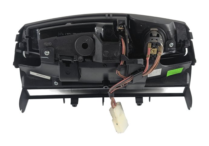 Thumbnail 9: 2005 BMW Z4 (E85) CENTER CONSOLE ASHTRAY TRIM PANEL CIGARETTE LIGHTER 12V SOCKET