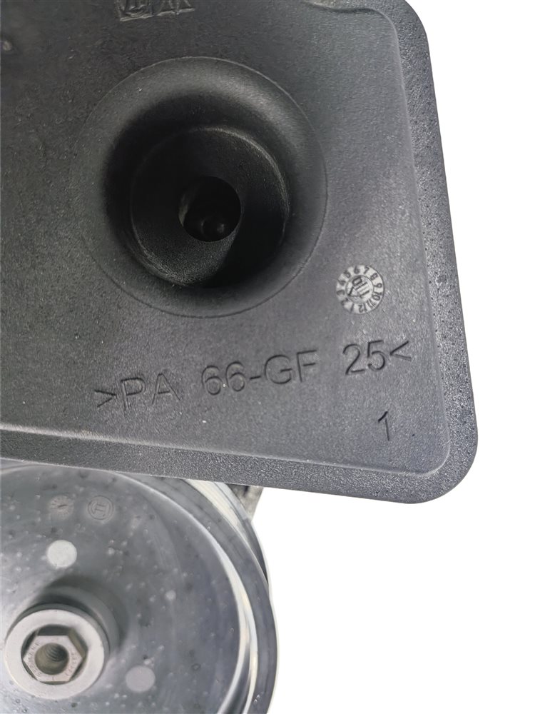 Thumbnail 10: 2010-2011 MERCEDES E350 E550 (W212) POWER STEERING PUMP w/ PULLEY & RESERVOIR