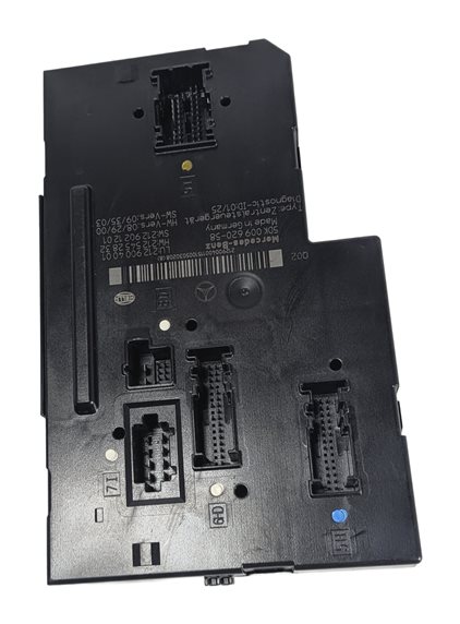 Thumbnail 6: 2010-2012 MB E350 E550 E63 CLS550 CLS63 W212 W219 REAR SIGNAL ACQUISITION MODULE