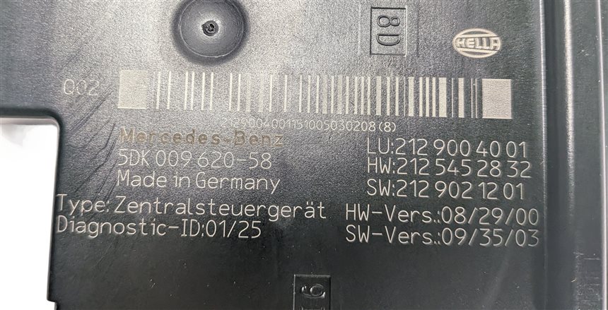Thumbnail 8: 2010-2012 MB E350 E550 E63 CLS550 CLS63 W212 W219 REAR SIGNAL ACQUISITION MODULE