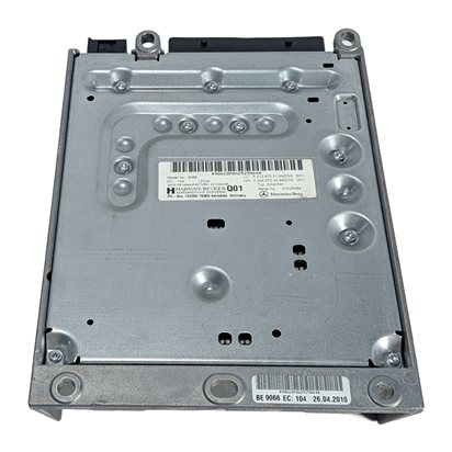 Thumbnail 6: 08-13 MERCEDES C300 C350 C63 E350 E550 E63 GLK3450 CLS550 HARMAN AUDIO AMPLIFIER