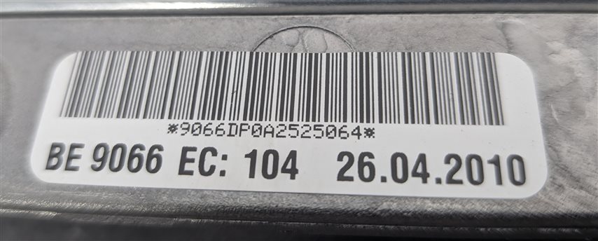 Thumbnail 9: 08-13 MERCEDES C300 C350 C63 E350 E550 E63 GLK3450 CLS550 HARMAN AUDIO AMPLIFIER