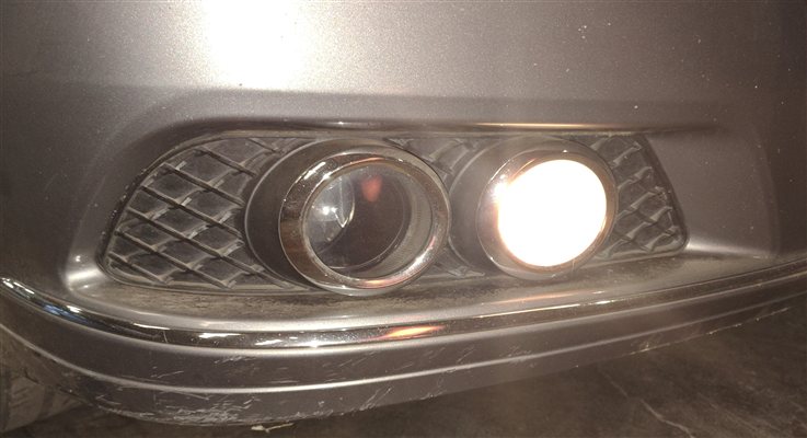 Thumbnail 2: 10-12 MERCEDES E-CLASS A207 C207 W207 W212 FRONT RIGHT PASSENGER FOGLIGHT SET/2