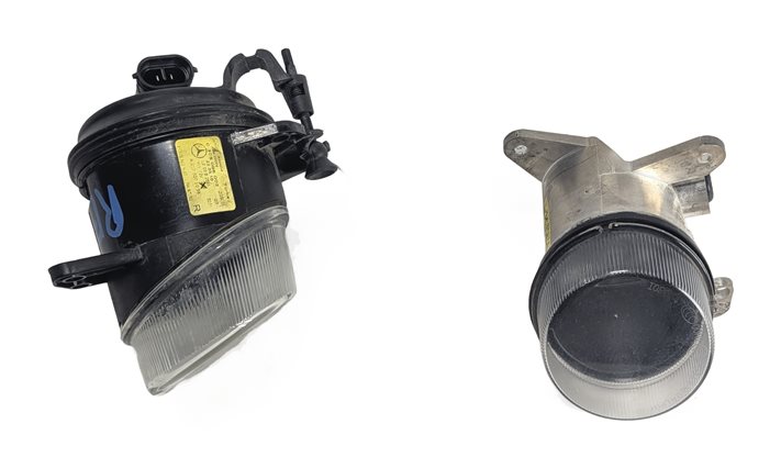 Thumbnail 3: 10-12 MERCEDES E-CLASS A207 C207 W207 W212 FRONT RIGHT PASSENGER FOGLIGHT SET/2