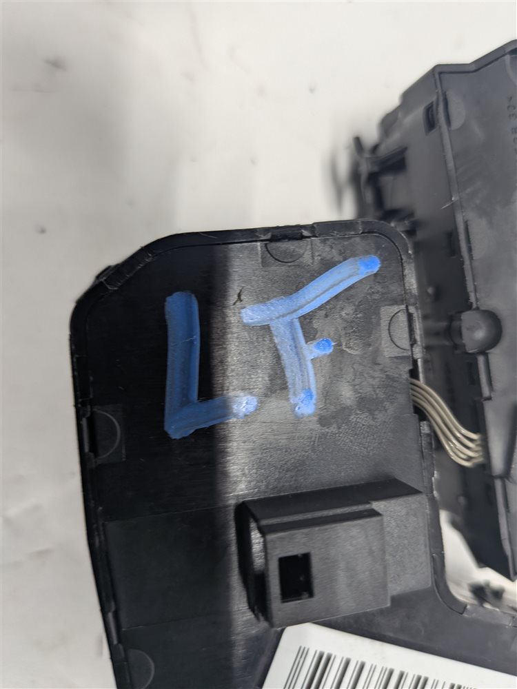 Thumbnail 8: 10-17 MERCEDES C300 C350 E250 E300 E350 GLK250 GLK350 LEFT DRIVER SEAT SWITCH