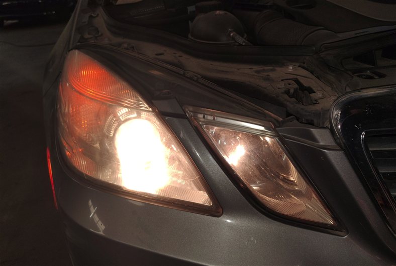 Thumbnail 2: 2010-2013 MERCEDES BENZ E300 E350 E400 E550 (W212) RIGHT HALOGEN HEADLIGHT LAMP