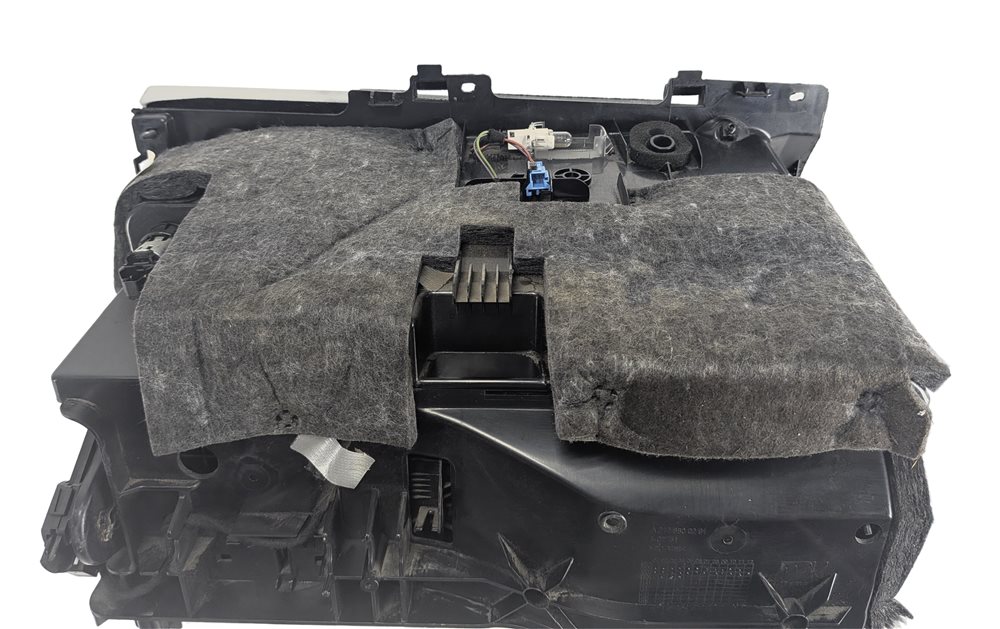 Thumbnail 6: 10-12 MERCEDES E350 E63 E550 W212 FRONT RIGHT PASSENGER GLOVEBOX (Gray)