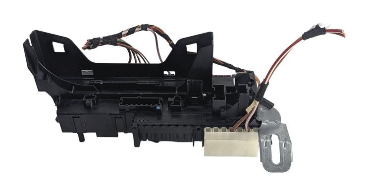 2010 MERCEDES E350 (W212) 3.5L REAR FUSE BOX RELAY PANEL CARRIER BLOCK