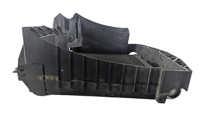 Thumbnail 7: 13-22 RANGE ROVER SPORT DISCOVERY (L405 L462 L494) AUXILIARY RADIATOR & BRACKET