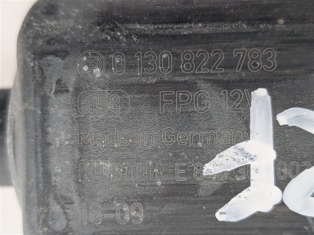 Thumbnail 9: 13-19 RANGE ROVER (L405) FRONT RIGHT PASSENGER DOOR WINDOW MOTOR