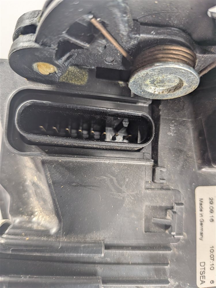 Thumbnail 11: 13-22 RANGE ROVER DISCOVERY (L405 L462 L494 L550) REAR RIGHT PASSIVE DOOR LATCH