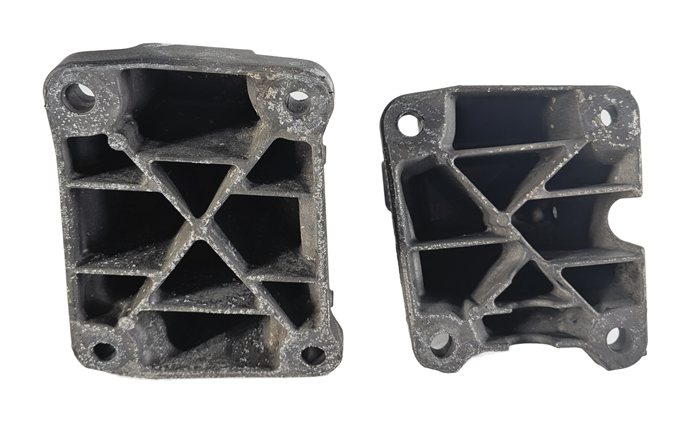 Thumbnail 7: 2016 RANGE ROVER L405 5.0L SUPER AJ133S ENGINE LEFT/RIGHT MOUNT BRACKET SET/2