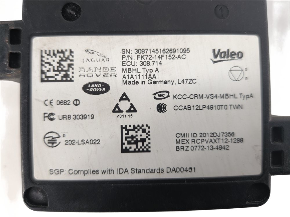 Thumbnail 9: 2016 RANGE ROVER (L405) REAR BLIND SPOT ASSIST RADAR SENSOR CONTROL MODULE